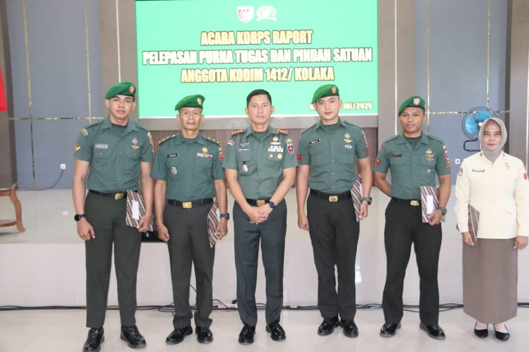 Dandim 1412/Kolaka Lepas Personel Purna Tugas dan Pindah Satuan : Silaturahmi Jangan Pernah Putus
