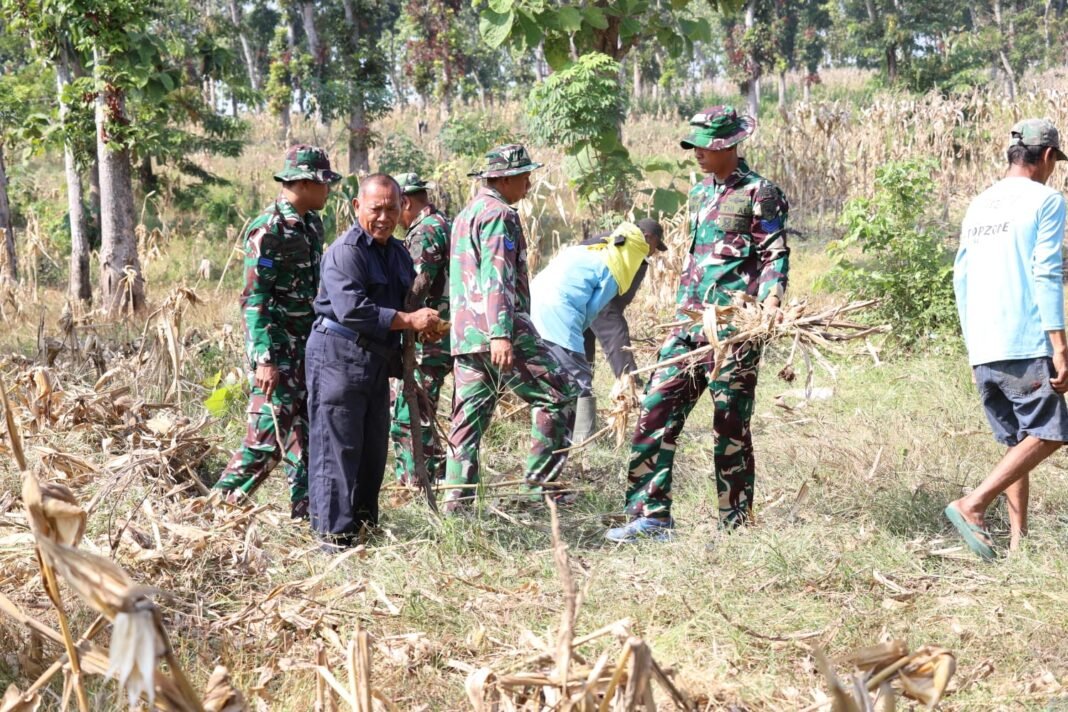Dusun Bakon Bersama Satgas TMMD Menyambut Proyek Pengeboran Air Bersih
