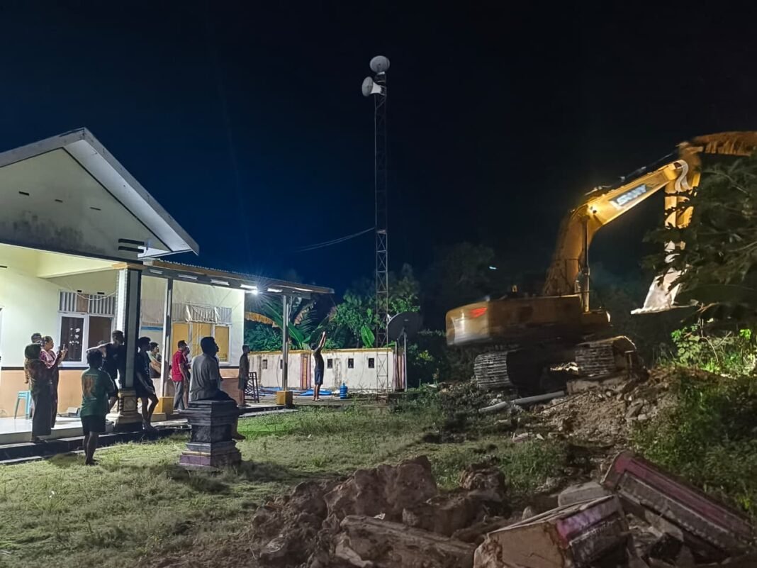 Satgas TMMD Ke-129 Kodim 1311/Morowali Lembur Malam Demi Percepat Pembukaan Jalan