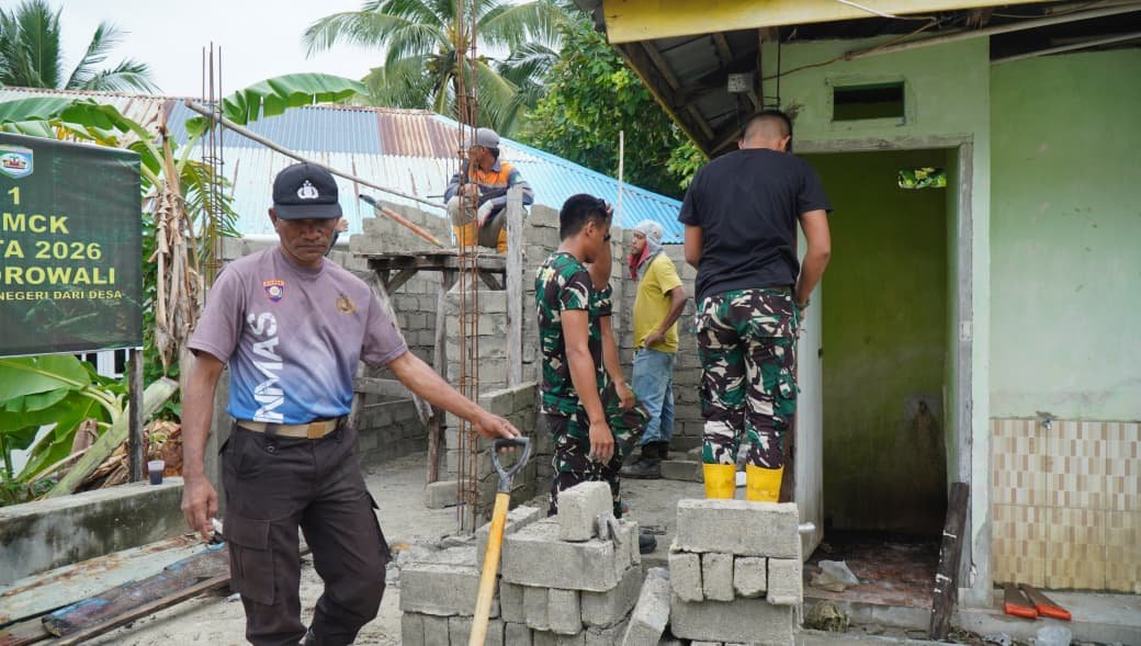 Pentingnya Sinergi dalam Pembangunan MCK Masjid Quba pada TMMD Ke-129