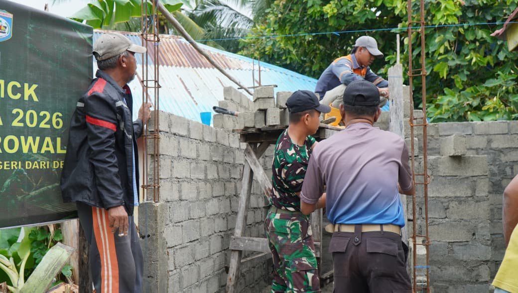 Kepala Desa Umbele Menyanjung Kebersamaan TNI-Polri dan Komunitas dalam Program TMMD