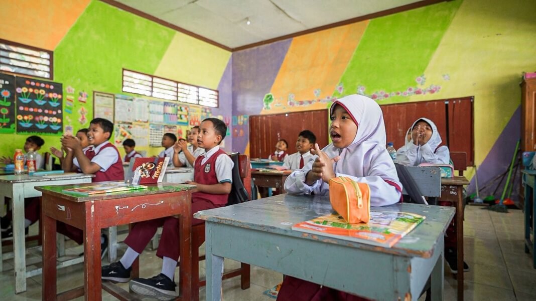 Refleksi Positif dari Kehadiran Satgas TMMD 129 di SDN 1 Tlemang