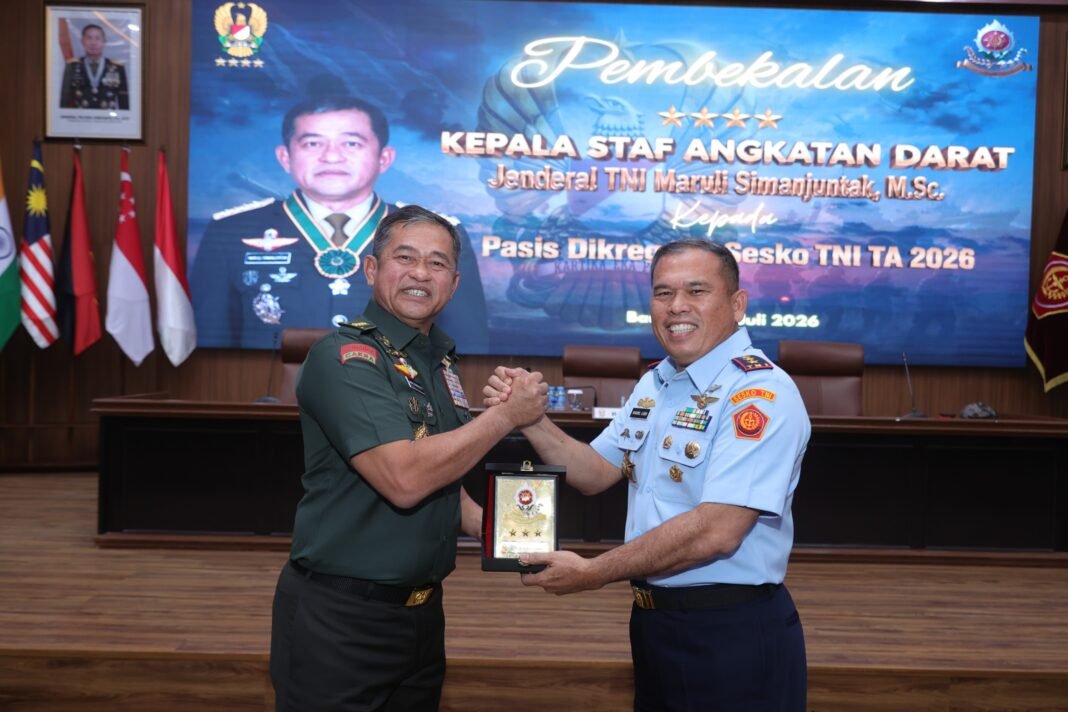 Kasad Ajak Perwira Siswa Pahami Pentingnya Sishankamrata Aktif