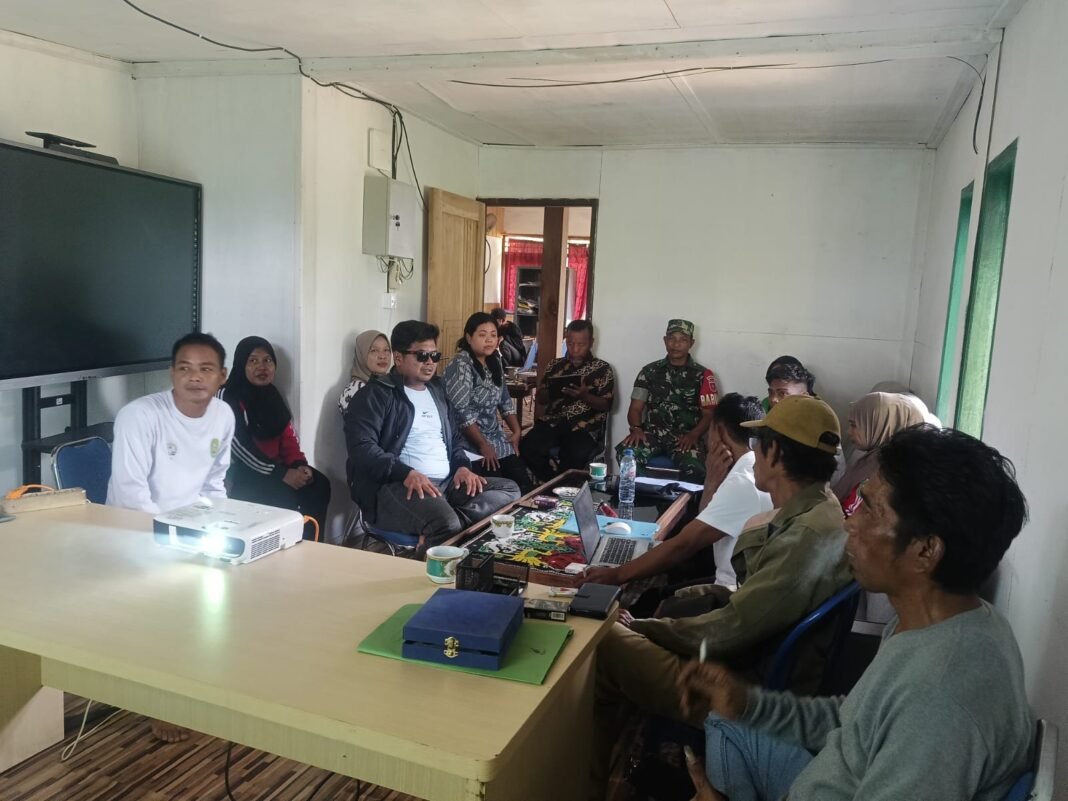 Babinsa Kutai Timur Perkuat Sinergi Pemerintah Desa dalam Penyusunan APBDes 2026