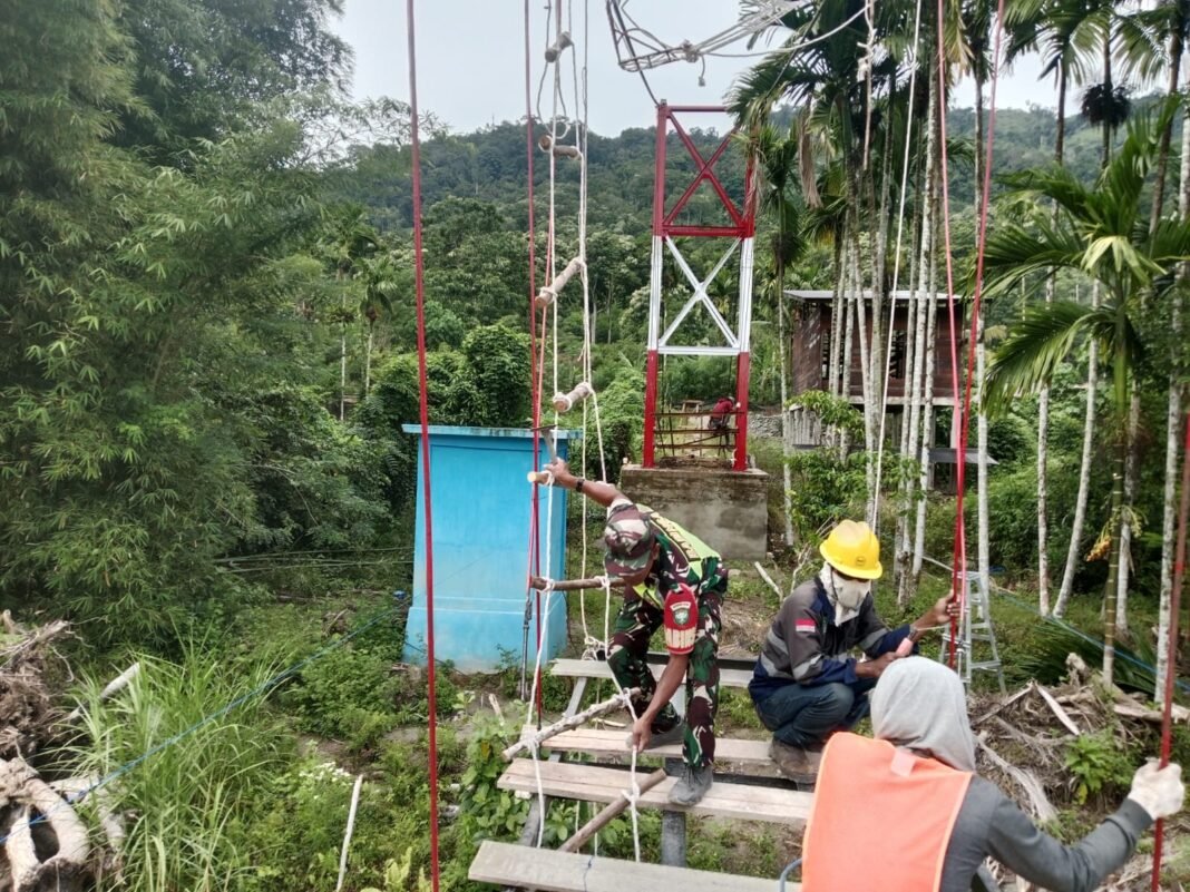 Satgas Perintis Garuda Percepat Penyelesaian Jembatan Gantung Penghubung Dua Desa di Nagan Raya