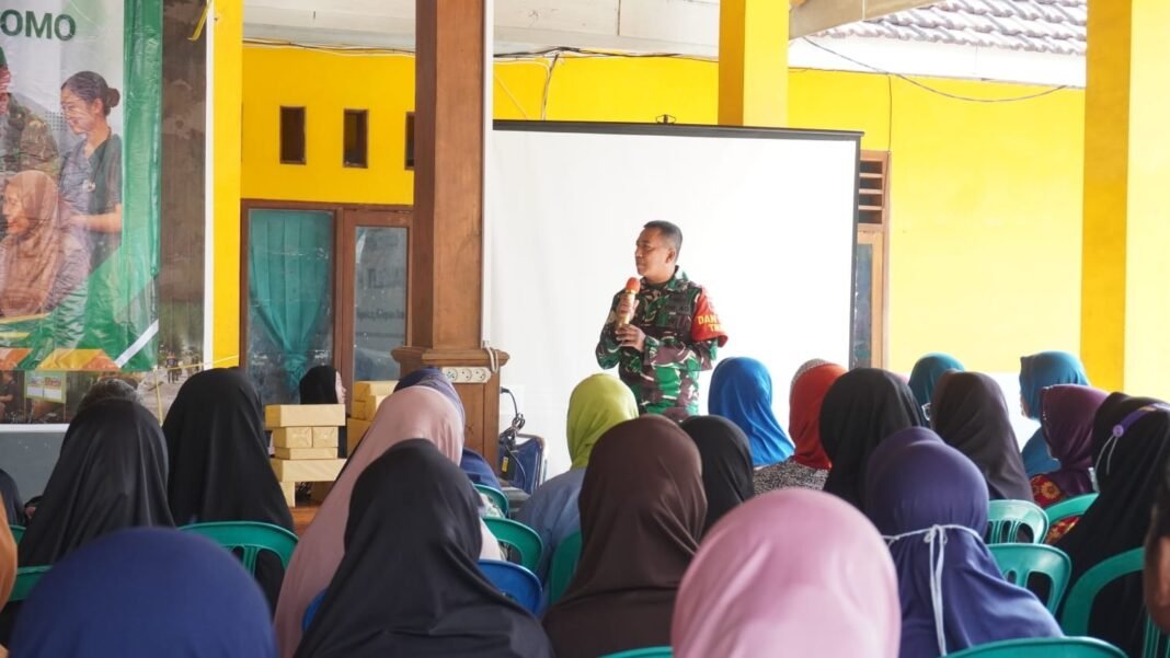 Bakti Sosial Kesehatan Spesialis untuk Lansia di Desa Tlemang oleh Satgas TMMD 129