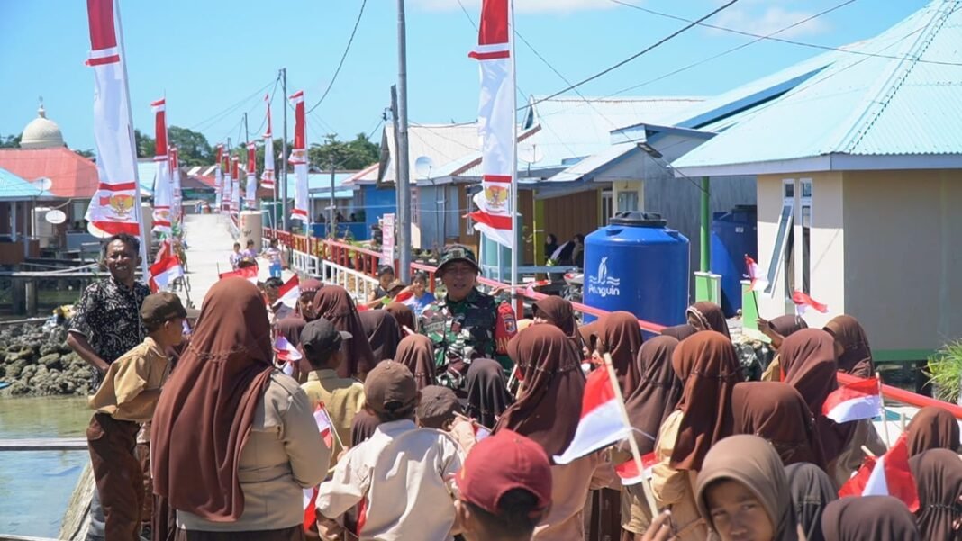 Siswa Antusias Menyambut Kunjungan Tim Wasev TMMD Ke-129