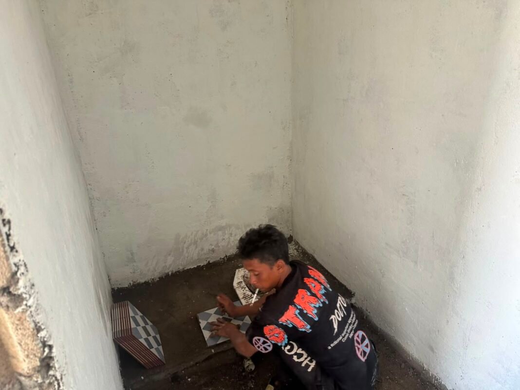 Komitmen Satgas TMMD 129 Bangka Terhadap Kualitas Renovasi Rumah Ibu Rodiah