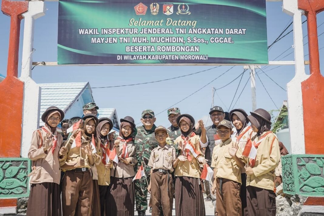 Masyarakat dan Pelajar Umbele Sambut Kehadiran Wairjenad TMMD Ke-129