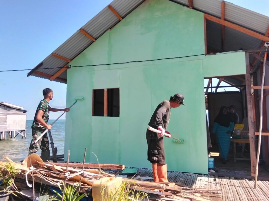 Pengerjaan Renovasi RTLH di Desa Polewali Menuju Pengecatan