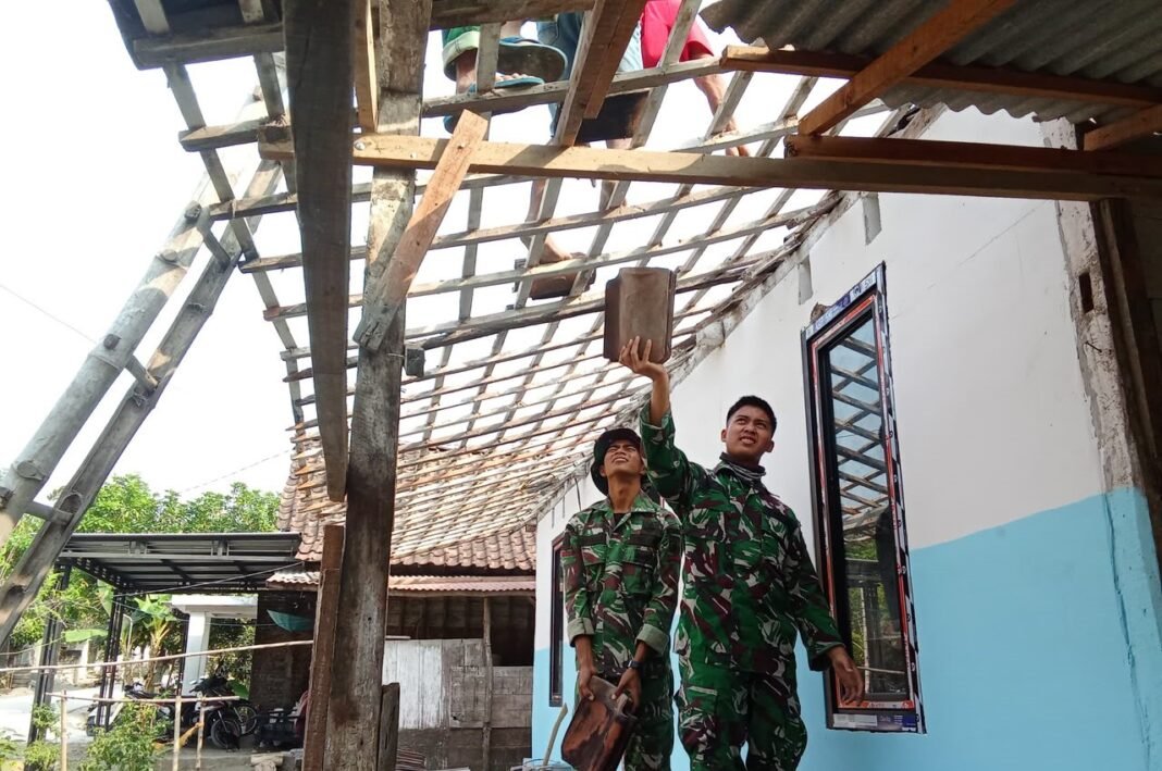 Keceriaan Rumah Baru Pak Ladi: Sentuhan TNI untuk Masyarakat