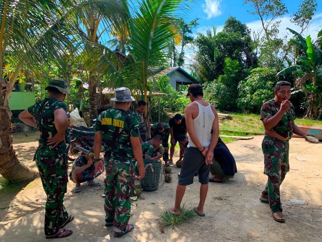 Dukungan Sosial Satgas Kodim 1206/Putussibau di TMMD Ulak Pauk