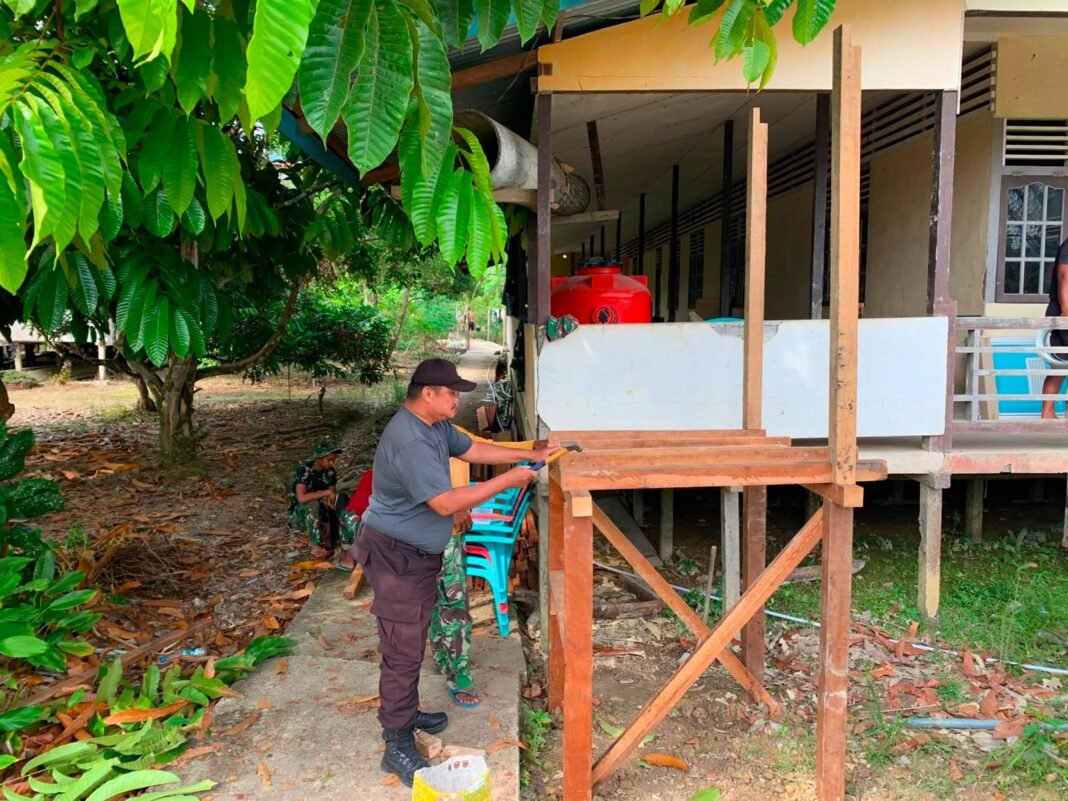 Dukungan TMMD dalam Penyediaan Air Bersih di Ulak Pauk oleh Kodim 1206/Putussibau