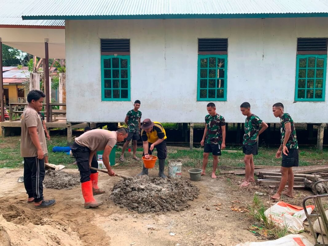 Kerja Sama TNI dan Polri Percepat Pembangunan Sanitasi di Ulak Pauk