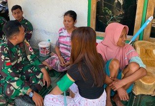 Kedungpandan: TNI Berikan Layanan Kesehatan Gratis di Tengah Pembangunan