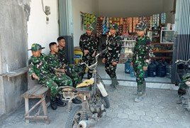 Warung Sembako Bu Yanti: Simbol Kemanunggalan TNI-Rakyat