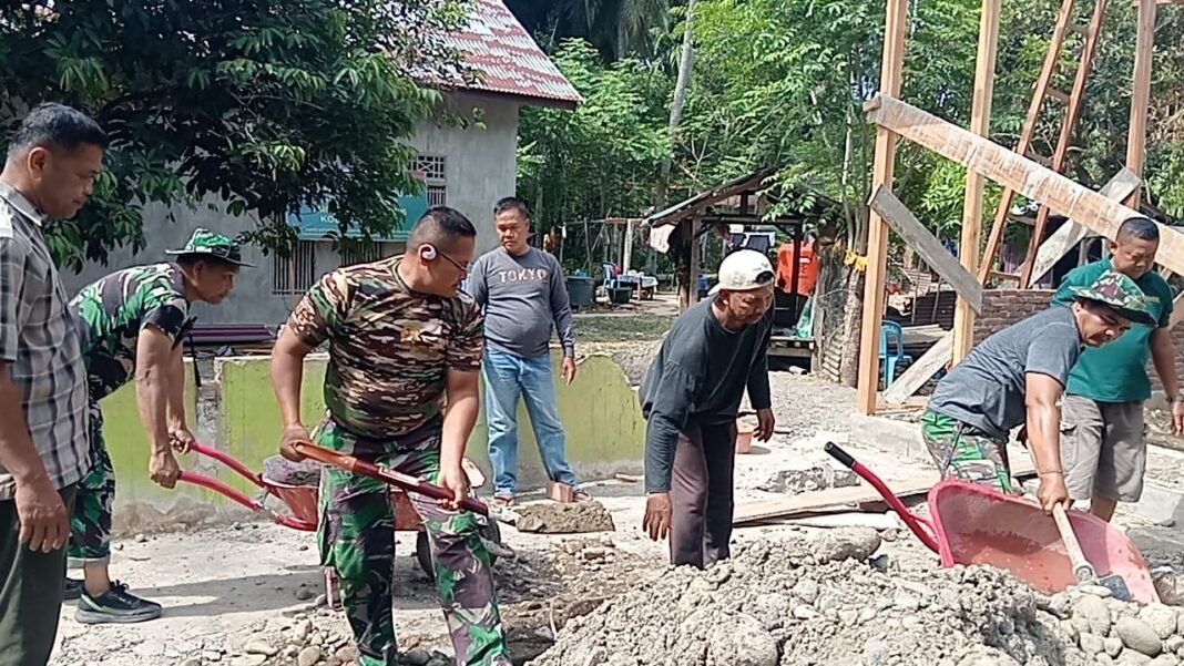 Pembangunan RTLH TMMD Ke-129 Kodim 0102/Pidie: Peran Aktif Warga Dalam Rehabilitasi