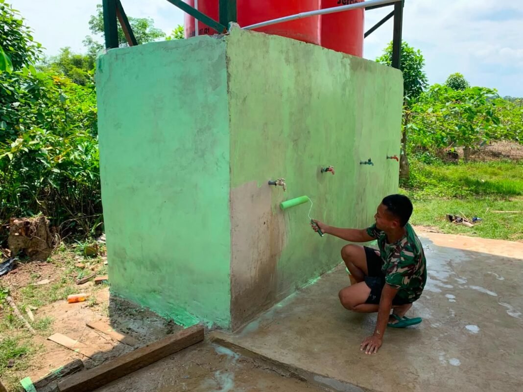 Masjid Al-Hidayah Segera Nikmati Akses Air Bersih, Proses Finishing Sumur Bor Dipercepat oleh Satgas TMMD 129