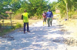 Pembangunan Jalan Cor Beton Dusun Mundu TMMD 129 Bojonegoro Terus Berlanjut