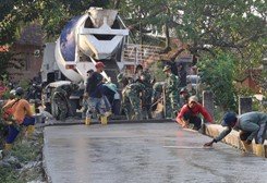 Satgas TMMD 129: Membangun Jalan Cor di Kedungpandan