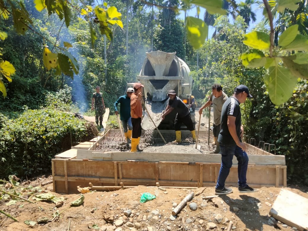 Partisipasi Masyarakat dan Satgas TMMD Dalam Membangun Infrastruktur Pertanian yang Berkelanjutan