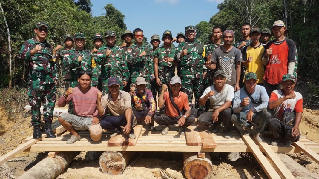 Kunjungan Brigjen TNI Aldrin Ali Bahasoan untuk Memantau TMMD Reguler Ke-129