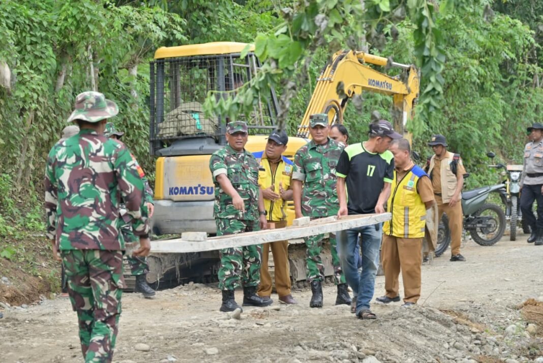Kunjungan Tim Wasev untuk Menilai TMMD Ke-129 di Pidie