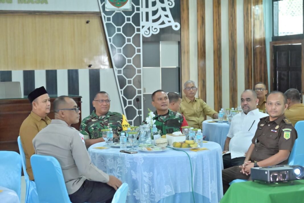 Evaluasi Tim Wasev TMMD Ke-129: Penguatan Kerjasama untuk Pembangunan Desa Pidie