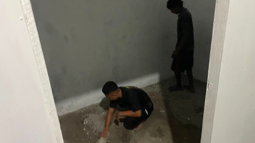 Kesatuan TNI dan Masyarakat dalam RTLH, Hunian Pak Ardiansyah Semakin Dekat