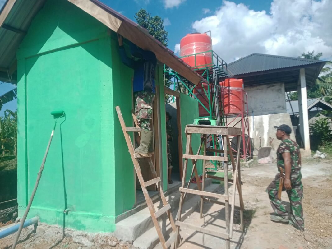 Finishing MCK TPU Lhok Panah Dikebut, Satgas TMMD Pastikan Kualitas Sebelum Penutupan