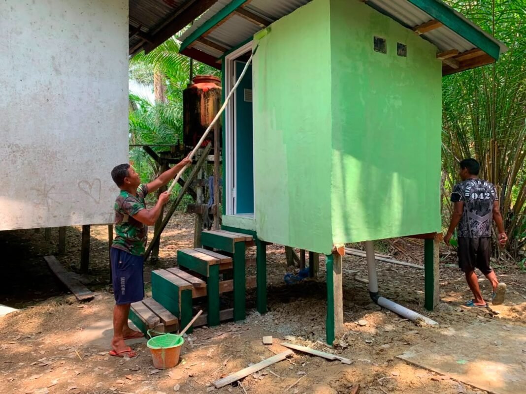 Dari TMMD Ke-129, MCK Hadir untuk Masyarakat Desa Ulak Pauk