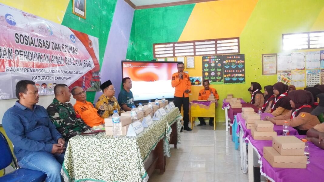 Kesiapsiagaan Bencana di Lini Sekolah: Inisiatif TMMD dan BPBD