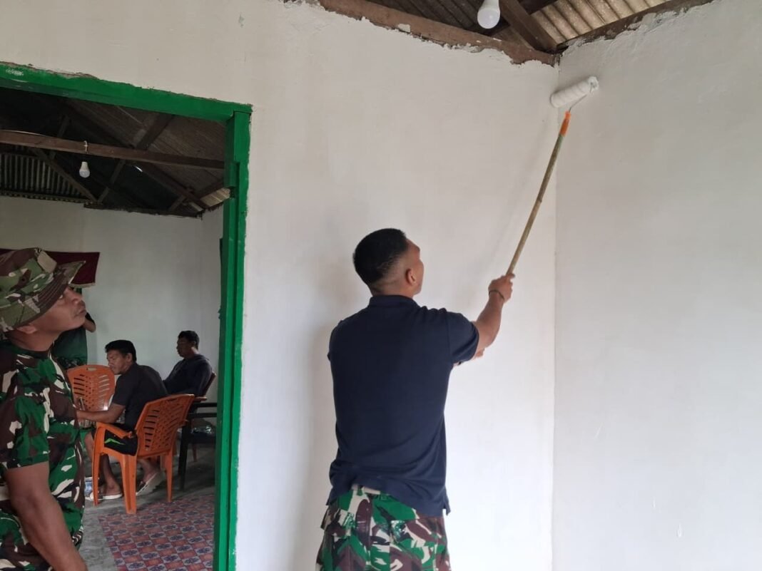 Tahap Finishing Renovasi RTLH Bapak Hardi di Desa Pulau Dua