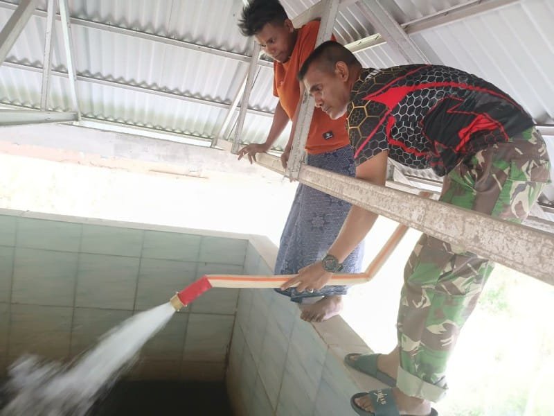 Proyek Sumur Bor Berlanjut, Air Bersih Disuplai ke Dayah Babul Ula oleh Satgas TMMD