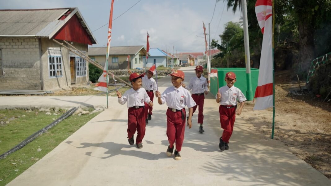 Transformasi Jalan di Polewali: Kebahagiaan Anak-Anak dengan Hasil TMMD