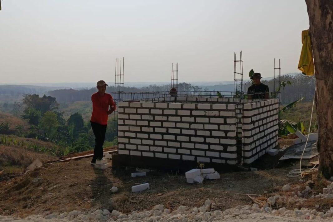 Pembangunan Tandon Air Bersih TMMD 129 Kodim 0812/Lamongan Mencapai Progress 30%