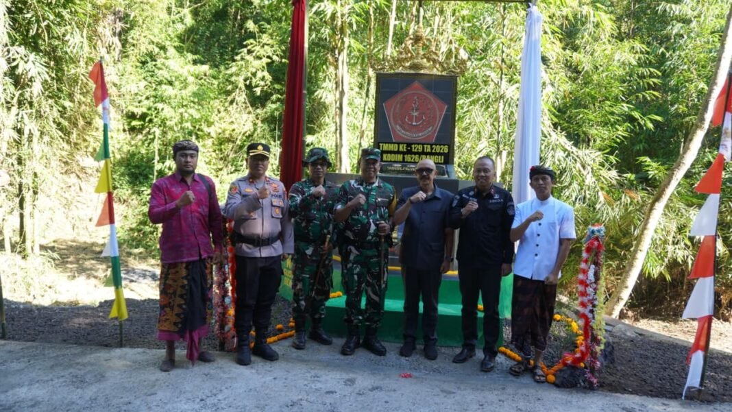 Peresmian Jalan Beton di Sekardadi: Simbol Gotong Royong yang Sukses