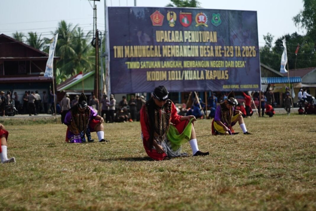 Kudapan Budaya Kuda Lumping di TMMD Ke-129 Kapuas