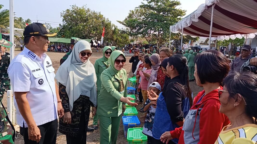 Bakti Sosial Pangdam II/Sriwijaya di Desa Deniang