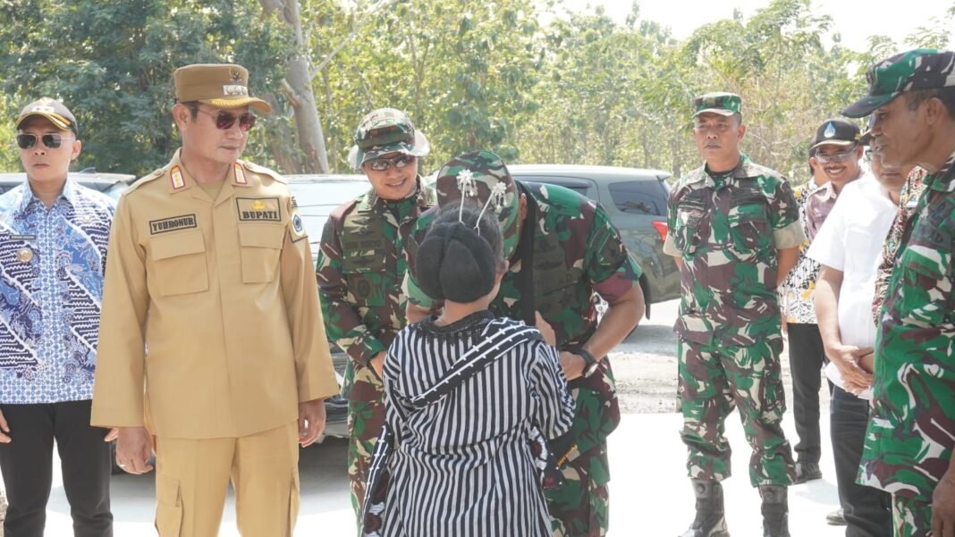 Pengalungan Syal TMMD 129, Tanda Penghormatan untuk Kolonel Arm Beny