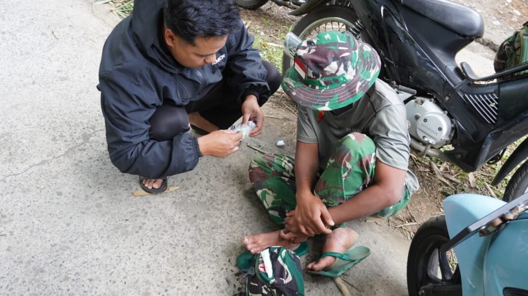 Kesehatan Anggota TMMD Ke-129 Kodim 1626/Bangli Dijaga Secara Rutin