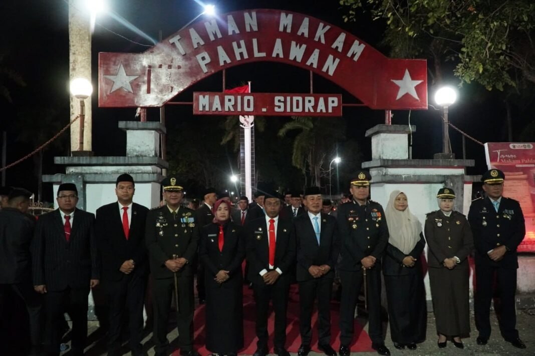 Komandan Kodim 1420/Sidrap Hadiri Upacara HUT RI di TMP Mario