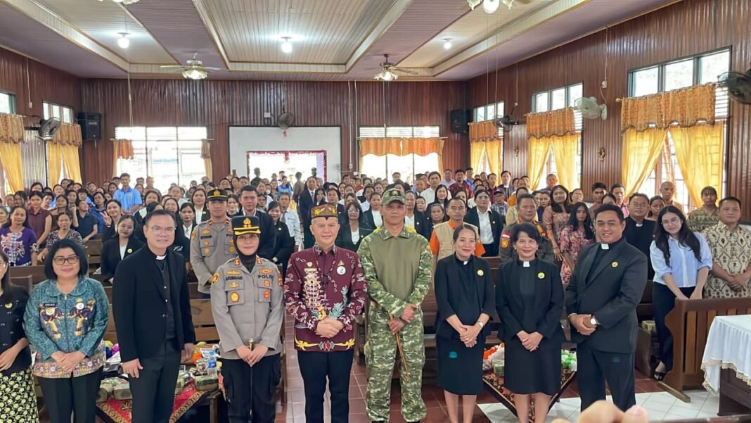 Pererat Hubungan dengan Masyarakat, Dandim 1018/Gms Hadiri Acara Keagamaan di Batu Nyiwuh