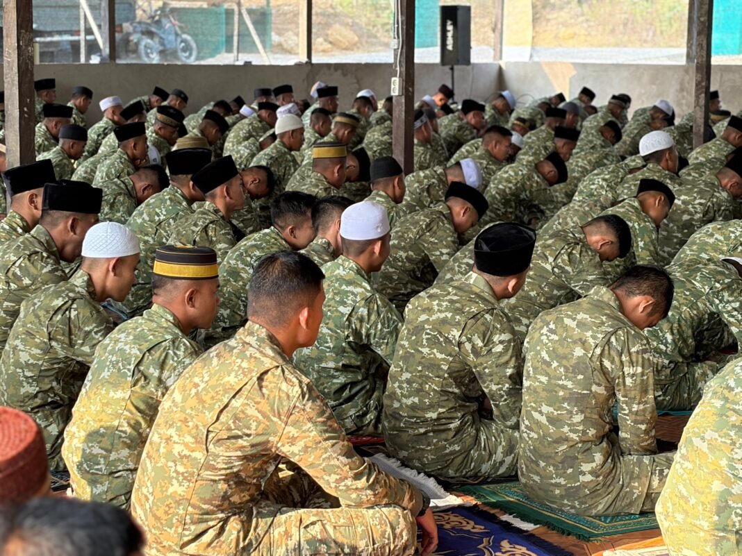 Tanggapi Ancaman Karhutla, Satuan TNI Gelar Doa Bersama dan Sholat Istisqo