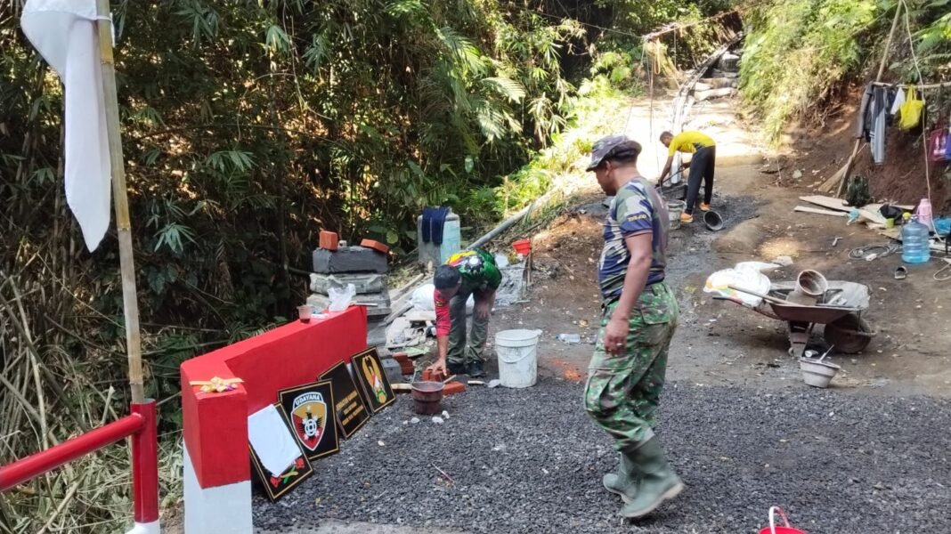 Apresiasi Gotong Royong TNI-Rakyat, Jembatan Garuda Desa Getakan Masuki Tahap Finishing
