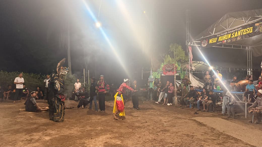 Pelestarian Budaya Lokal: Satgas TMMD Ke-129 Ikut Serta dalam Acara Jaranan