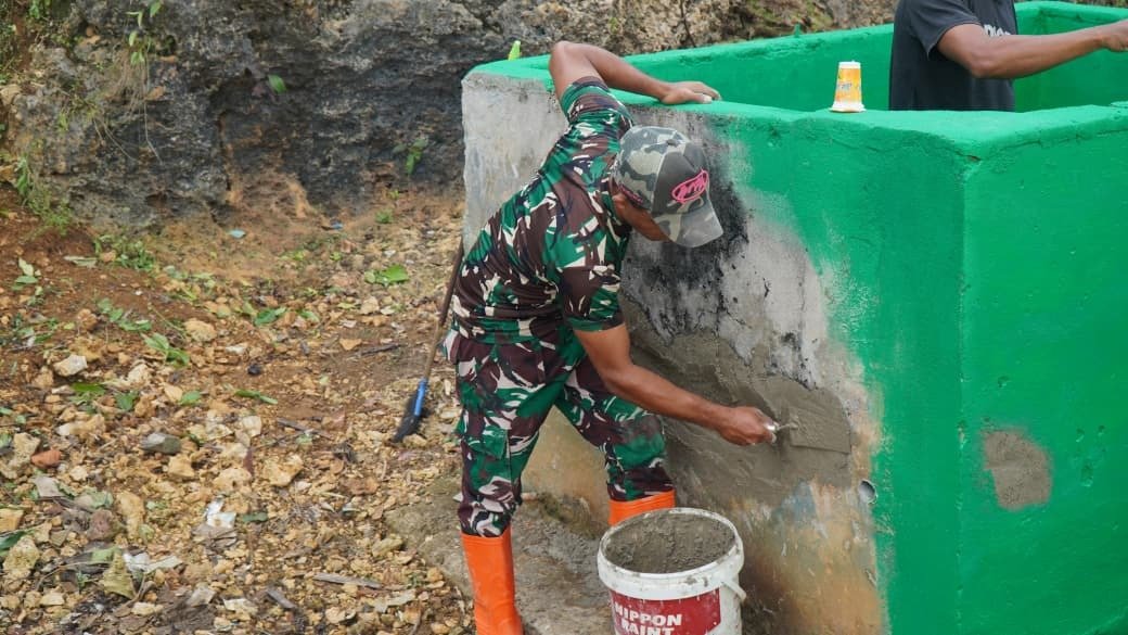 Peningkatan Kebersihan Lingkungan di Umbele Melalui TMMD Ke-129