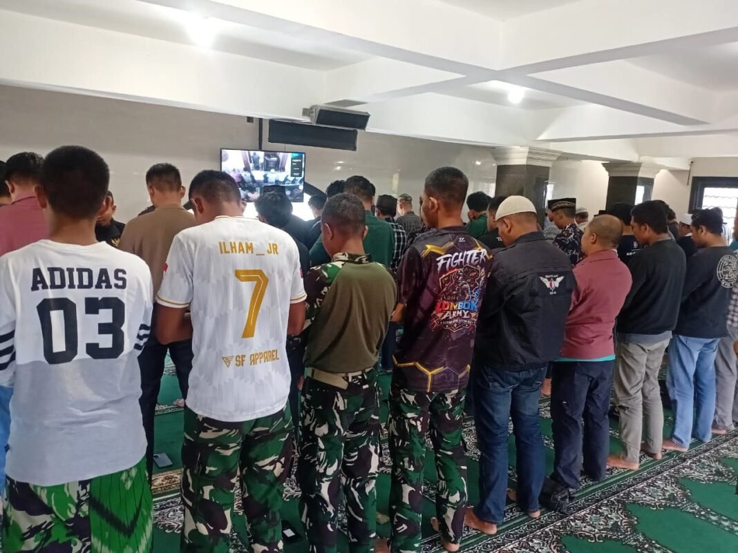 Sholat Jumat, Wujud Kepatuhan Satgas Kodim 1626/Bangli