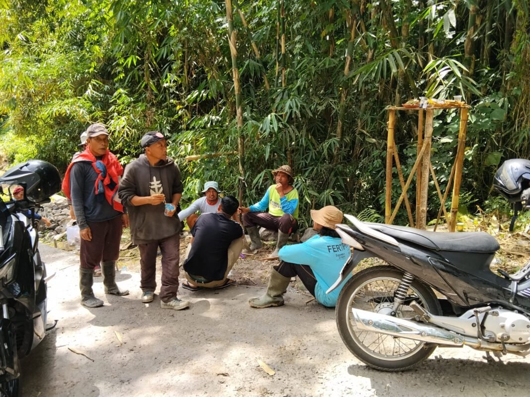 TMMD Ke-129 di Sekardadi: Sinergi TNI dan Masyarakat dalam Membangun Persaudaraan