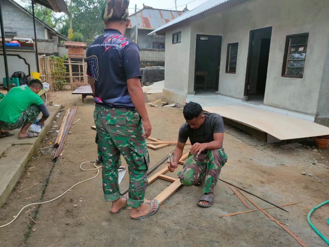 Sinergi TNI dan Warga dalam Program Rehabilitasi RTLH